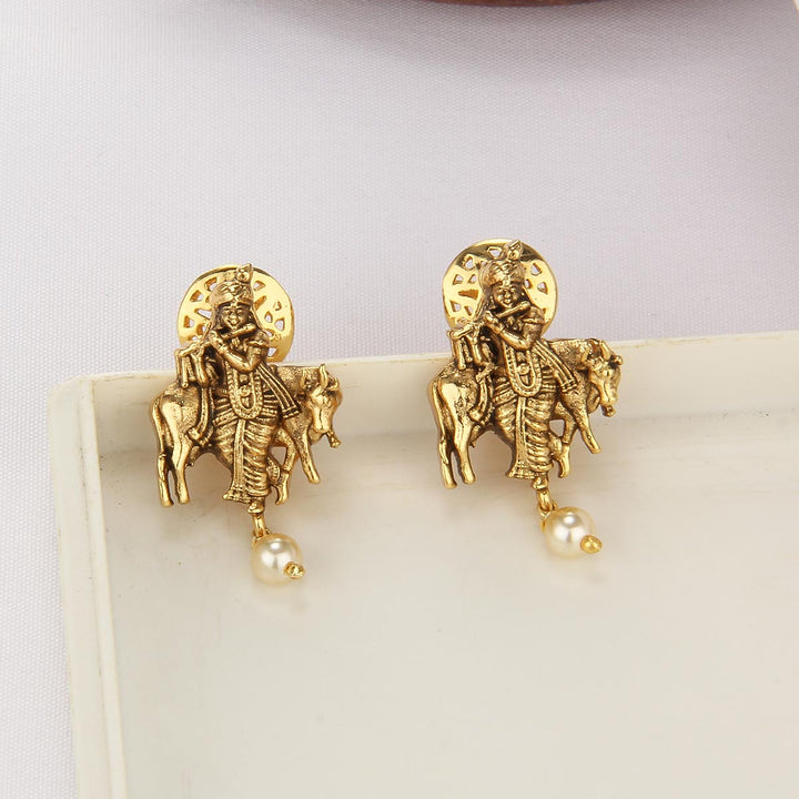 Unique Designed Short Necklace Set