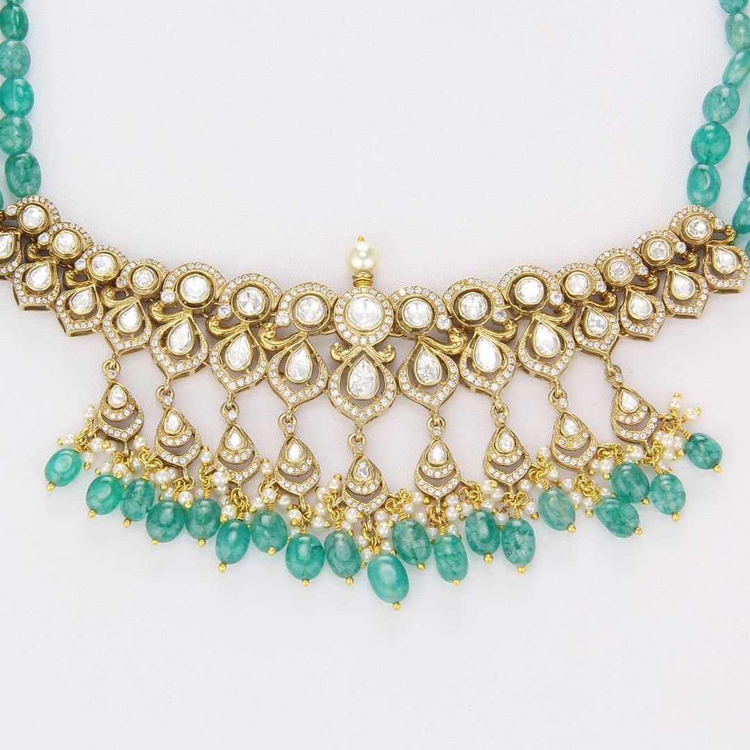 Attractive Choker Set