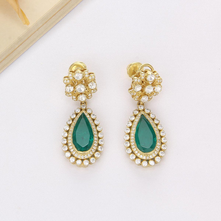 Attractive Choker Set