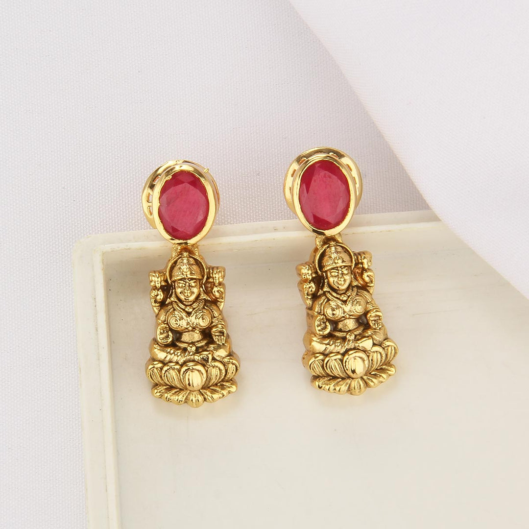 Traditional Charm Short Necklace Set