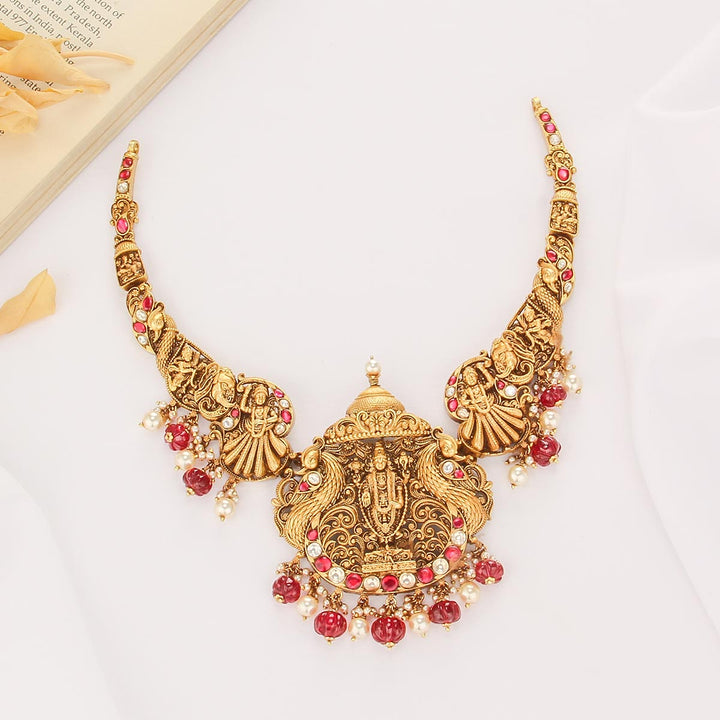 Empress Glow Short Necklace