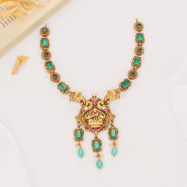 Bridal Blush Short Necklace