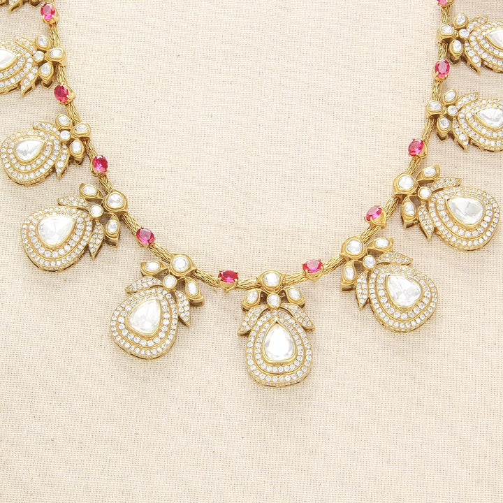 White Charm Short Necklace Set