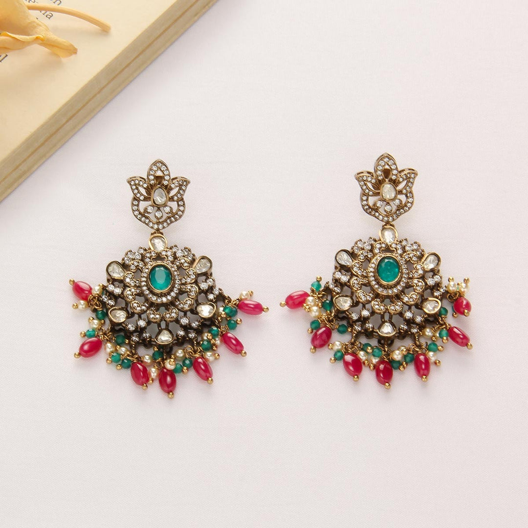 Henisha Victorian Long Necklace set