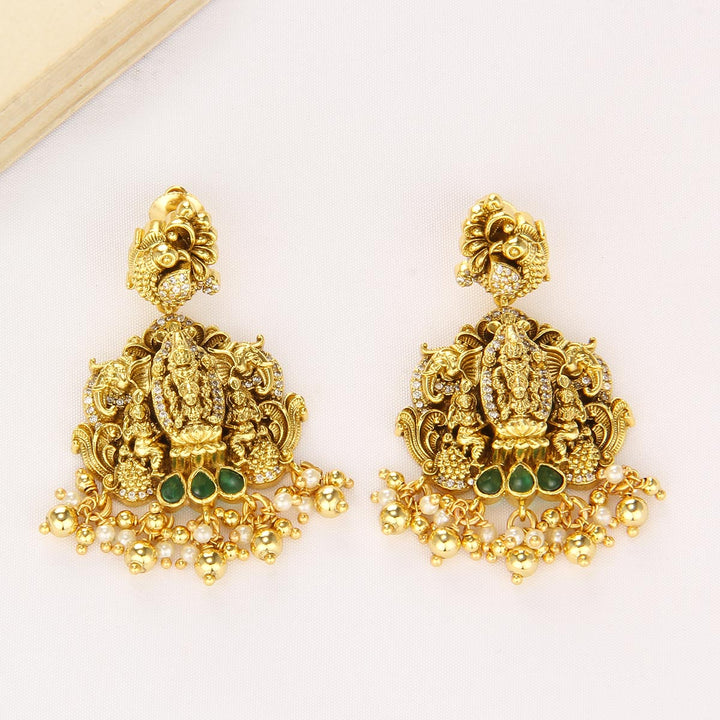 Ishitha Nagas Long Necklace Set