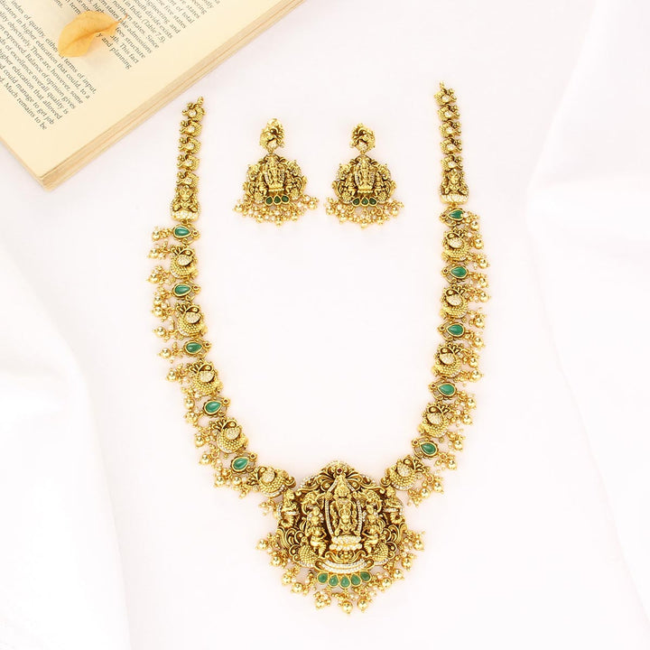 Ishitha Nagas Long Necklace Set