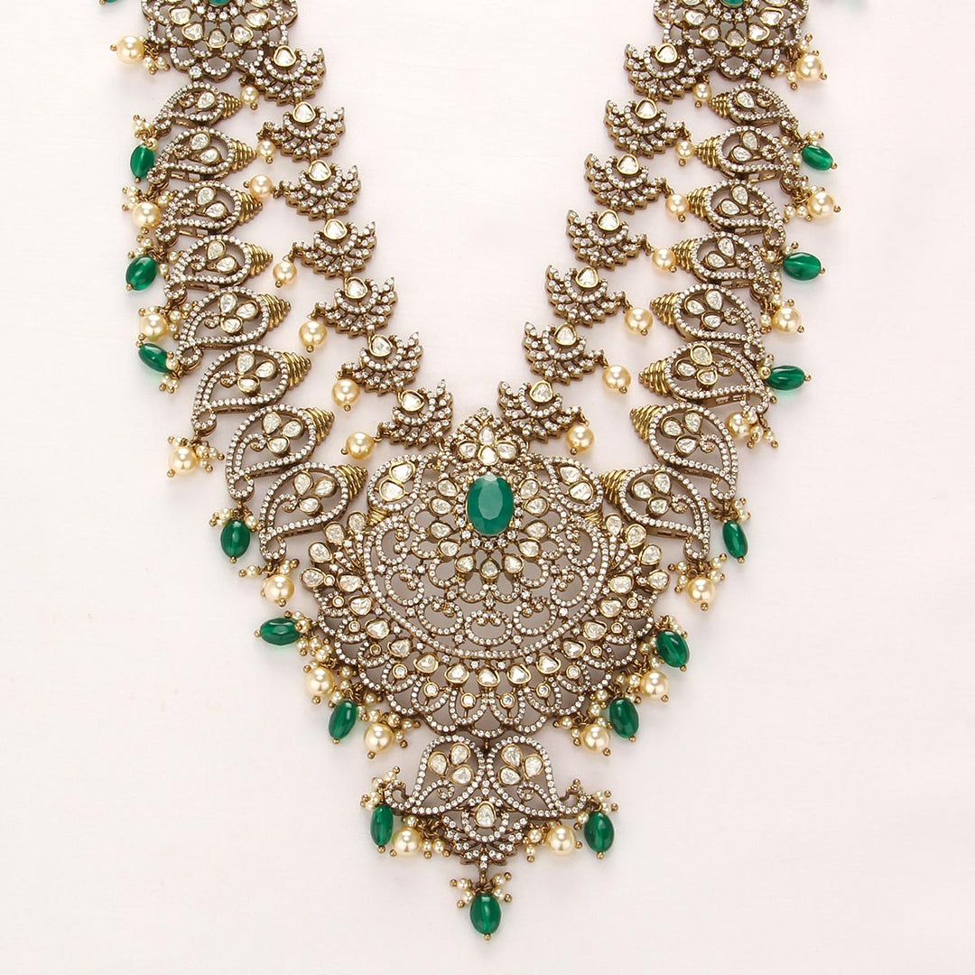 Iconic Victorian Long Necklace set