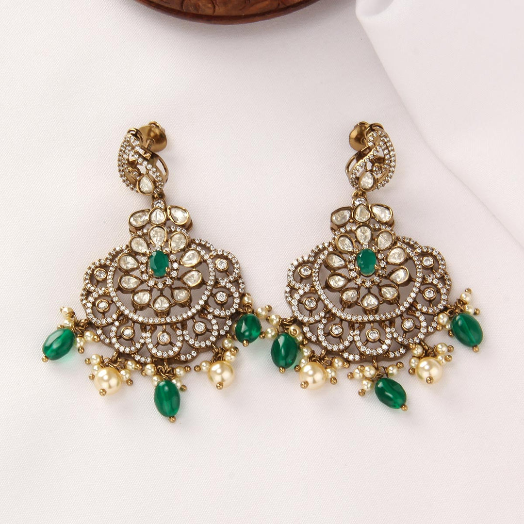 Iconic Victorian Long Necklace set