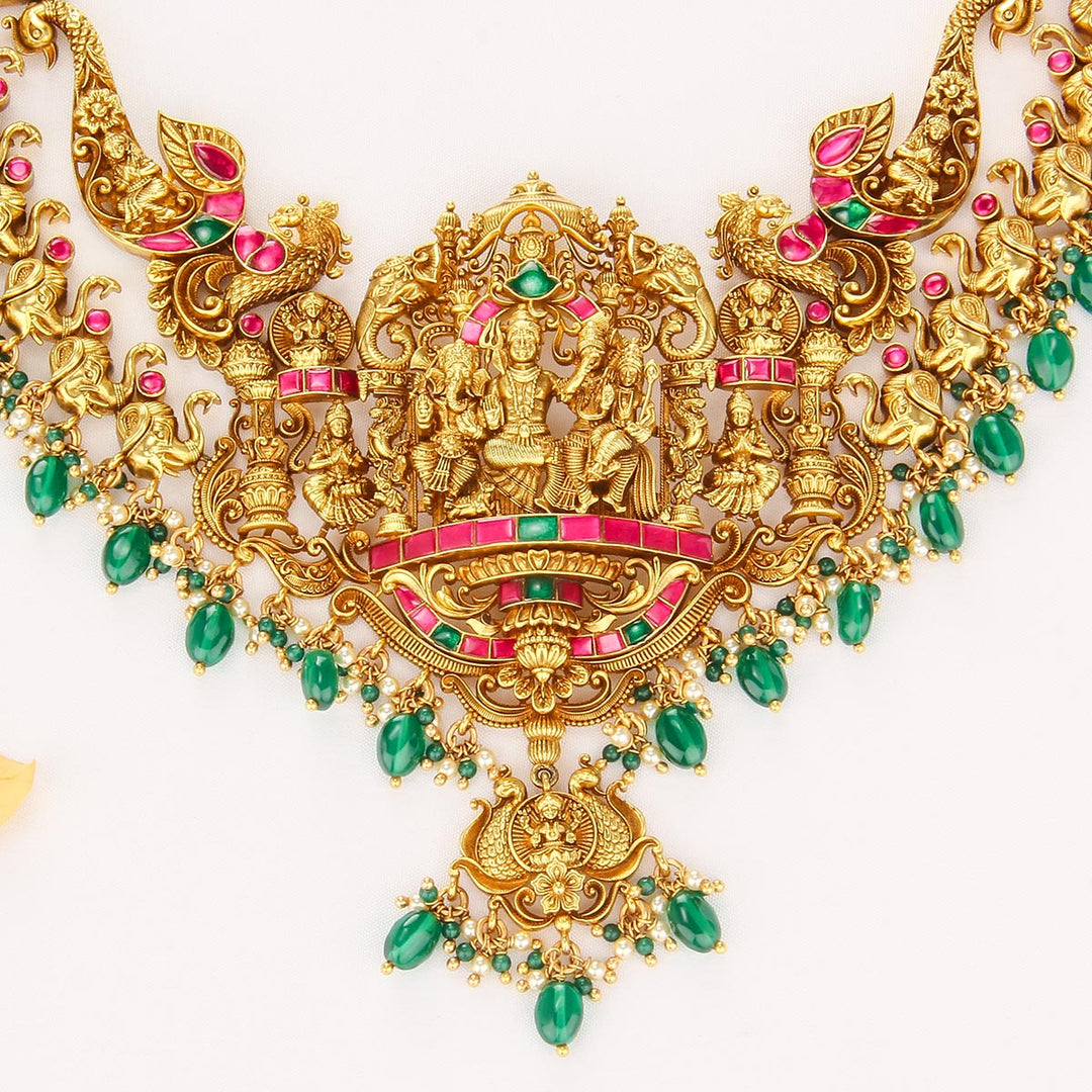 Saevika Nagas Short Necklace Set