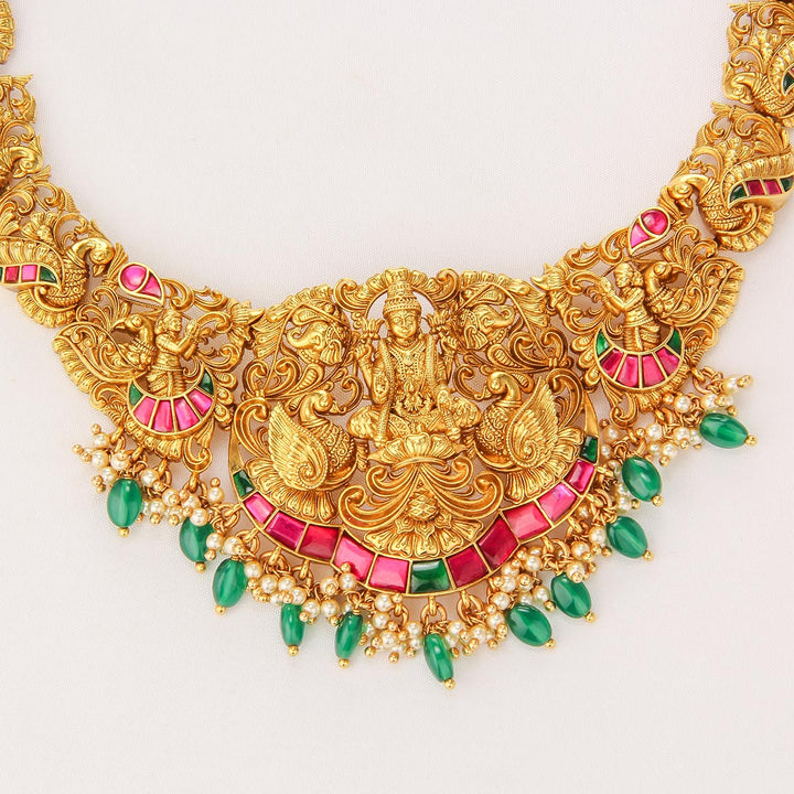 Aashika Nagas Short Necklace Set