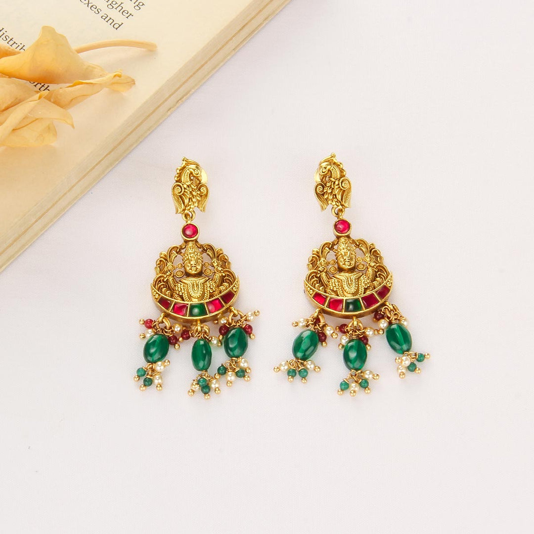 Brindha Nagas Short Necklace Set