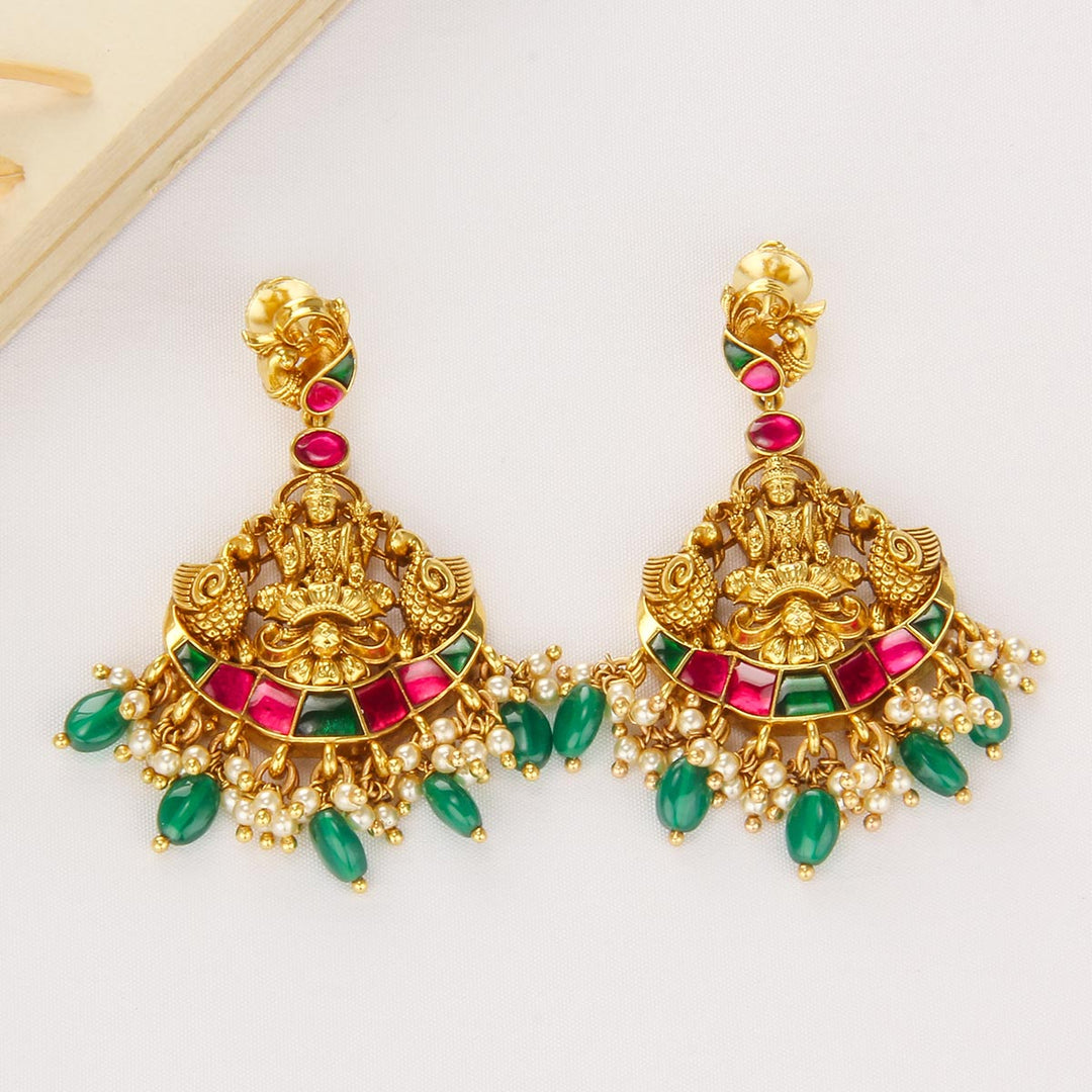 Shloka Nagas Short Necklace Set