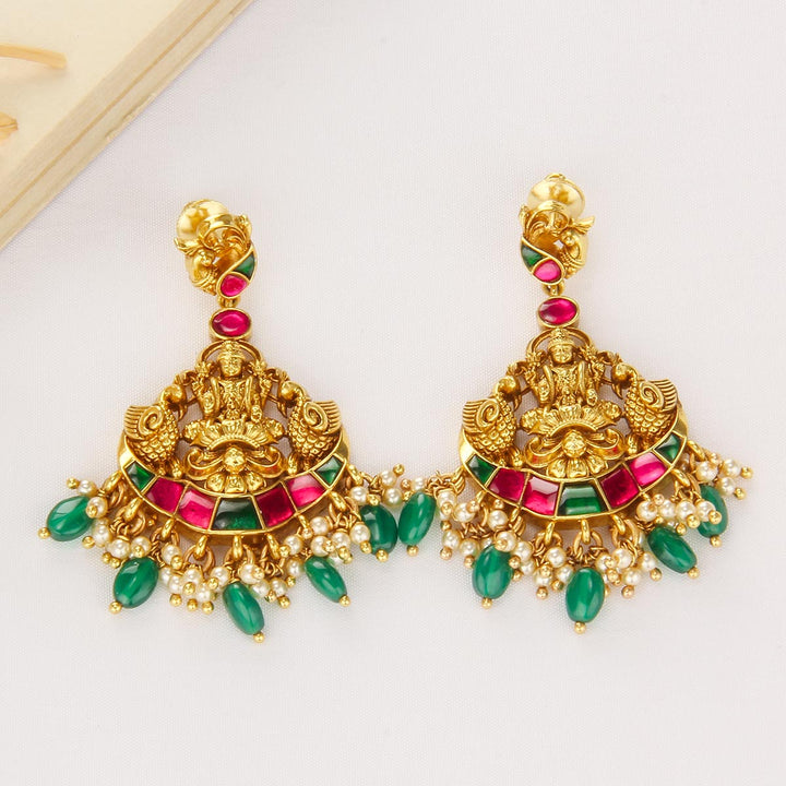 Shloka Nagas Short Necklace Set