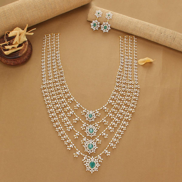 Yuthiksha Avikam Long Necklace Set