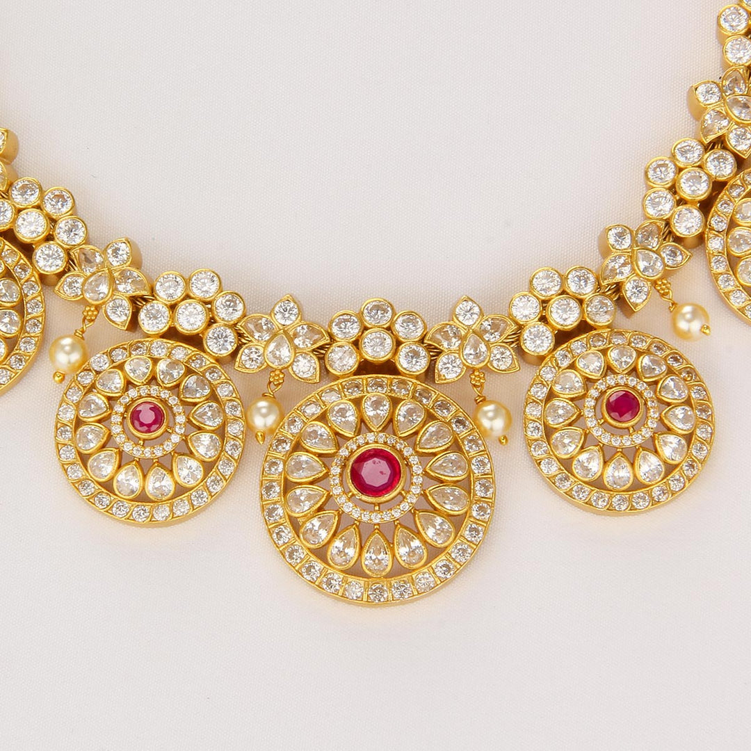 Izara Short Necklace Set