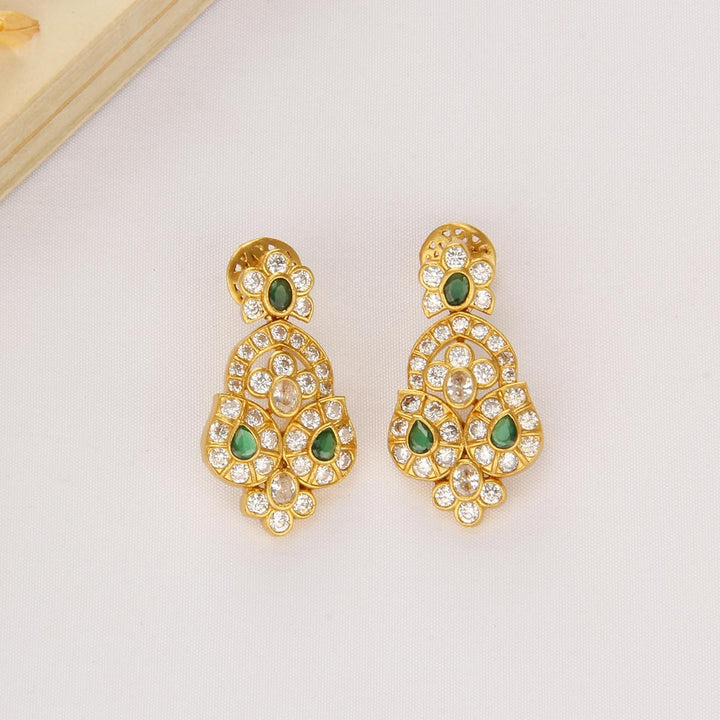 Dhivana Short Necklace Set