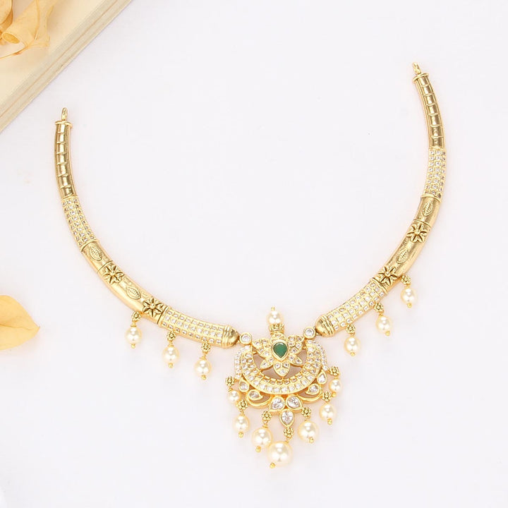 Reyna Short Necklace