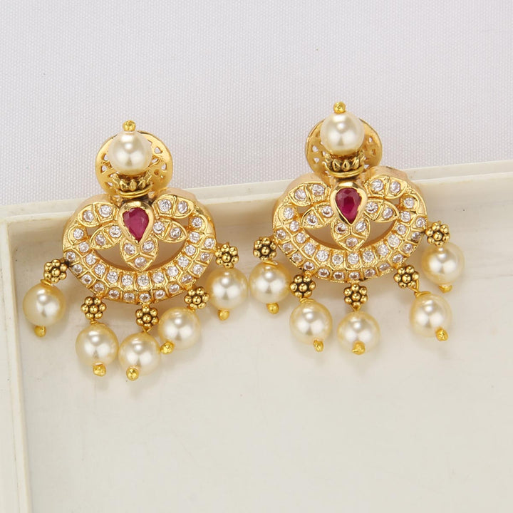 Varunika Short Necklace Set