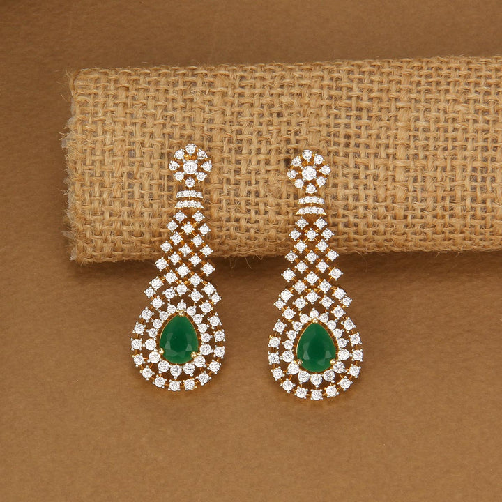 Yazira Avikam Short Necklace Set