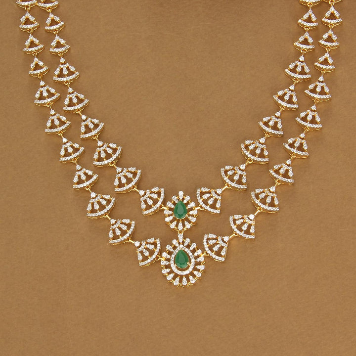 Chic & Glow Avikam Short Necklace Set