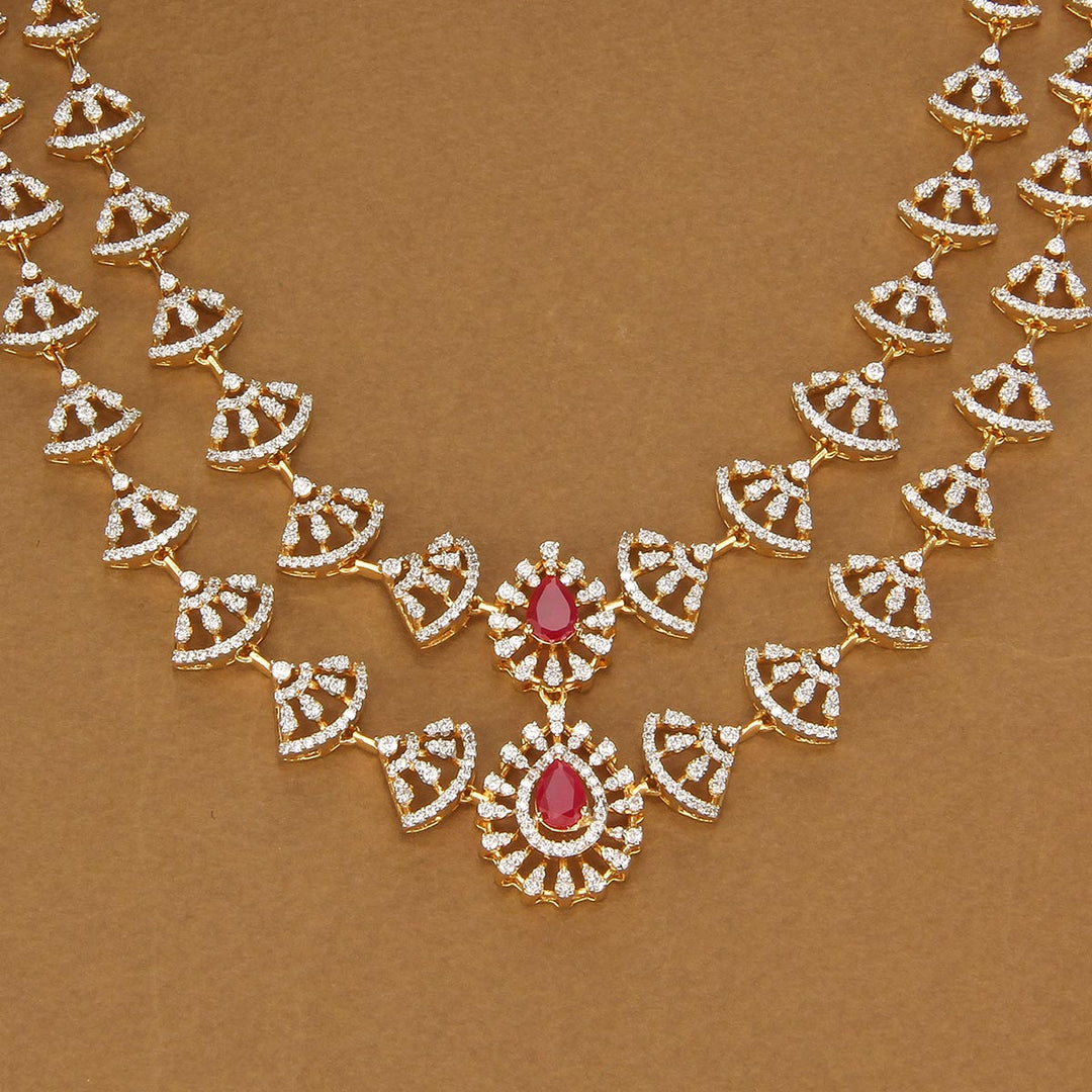 Chic & Glow Avikam Short Necklace Set