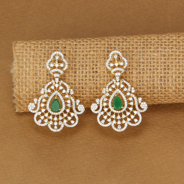 Spark Charm Avikam Short Necklace Set