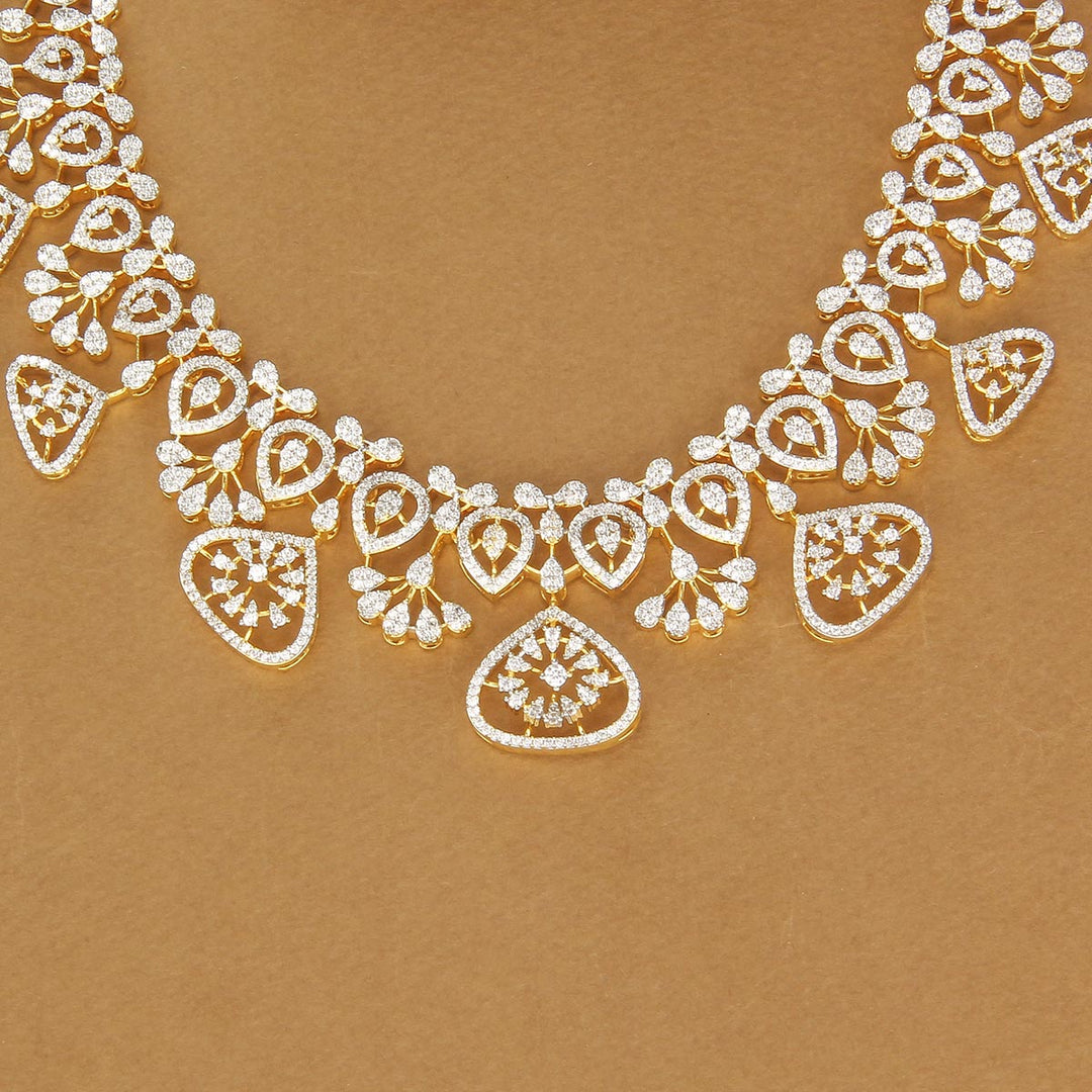 White Spark Short Necklace Set
