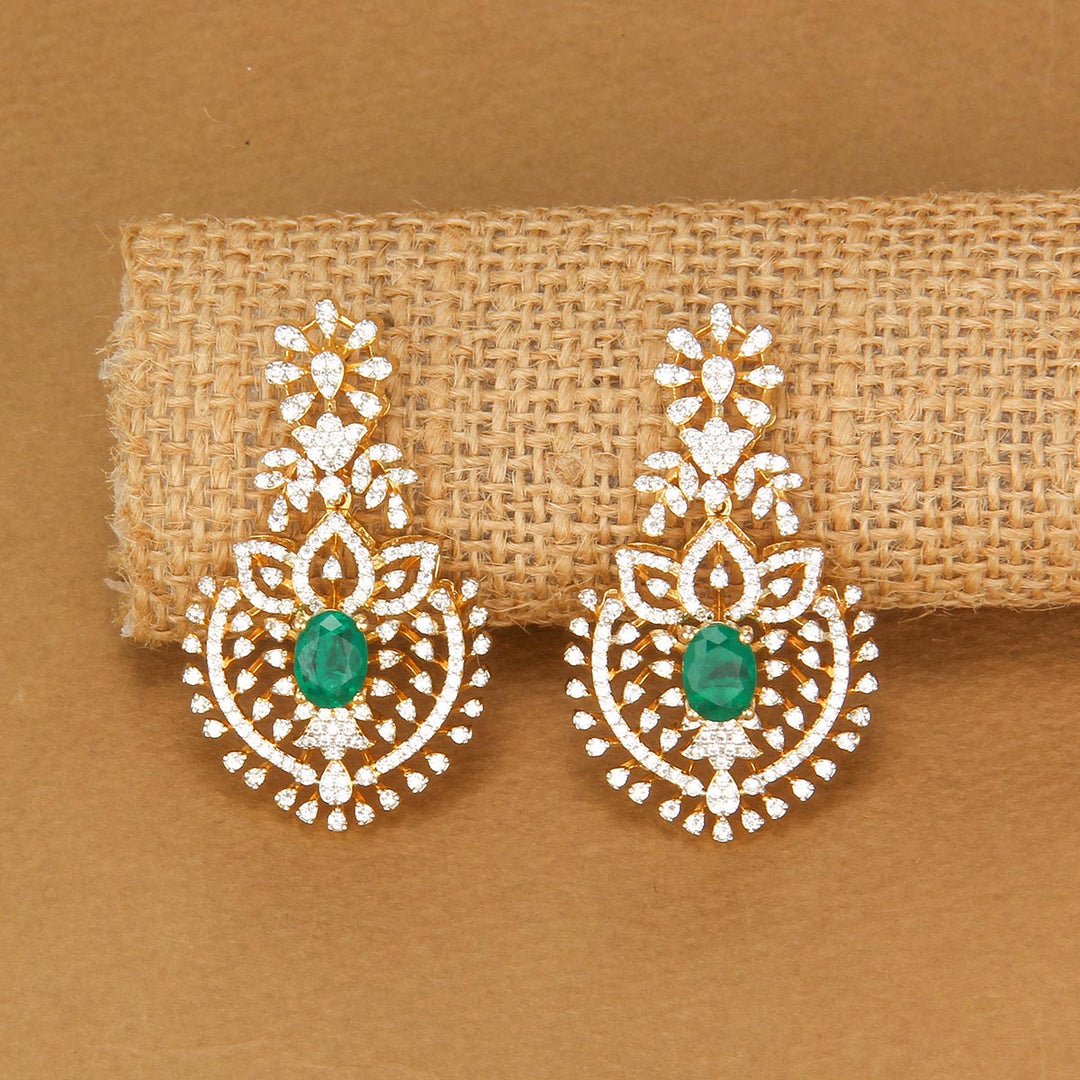 Iconic Grace Short Necklace Set