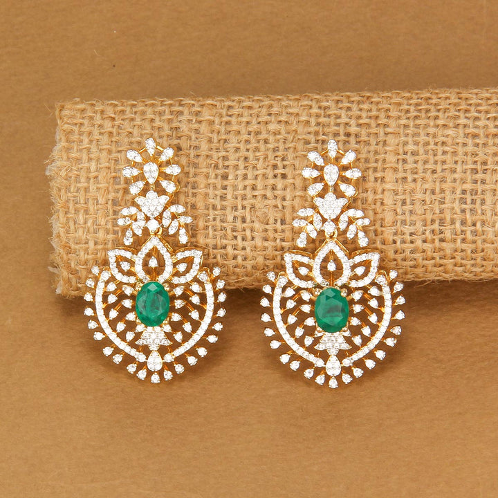 Iconic Grace Short Necklace Set