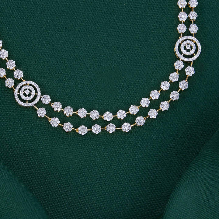 Stylish Avikam Short Necklace Set