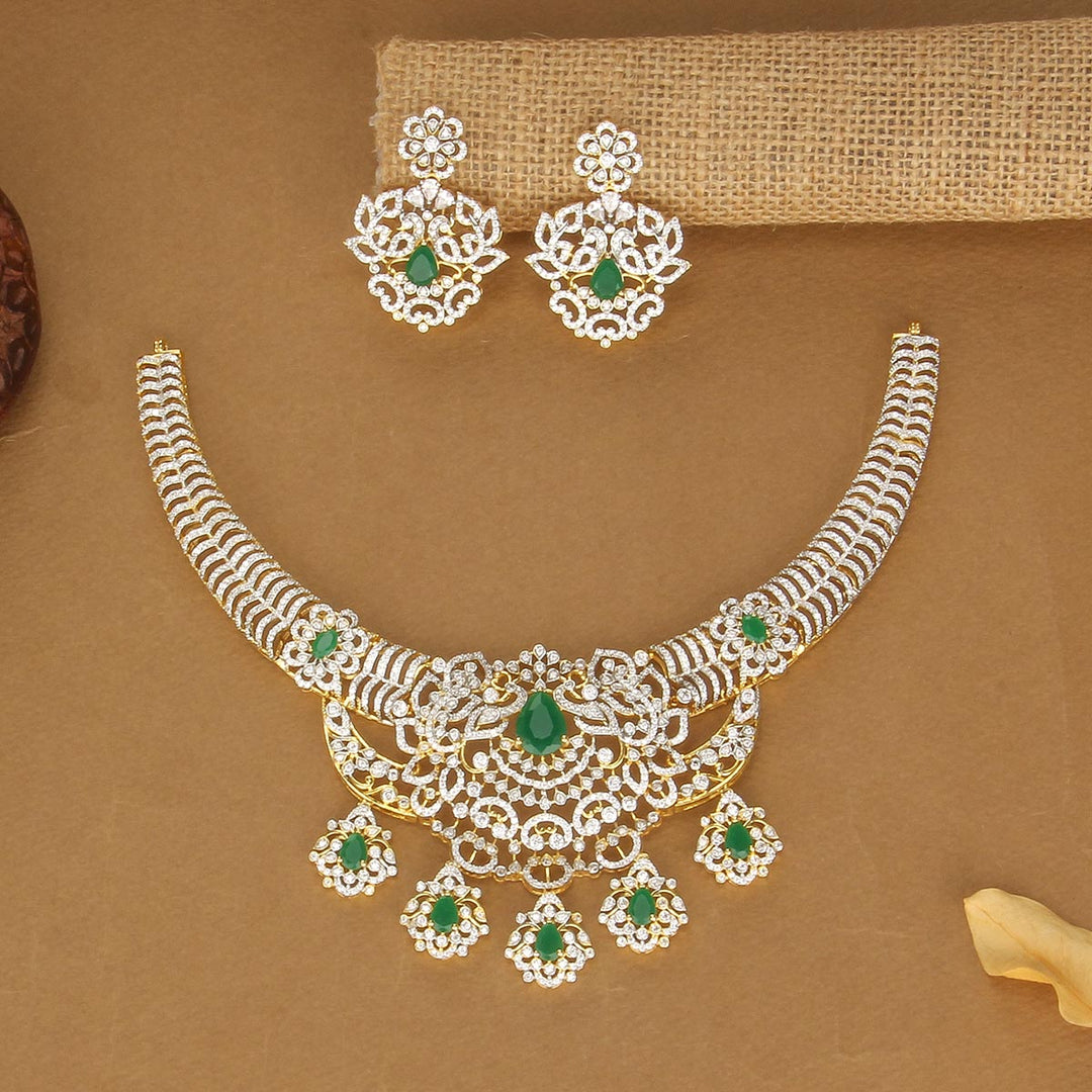 Grand Luxe Short Necklace Set