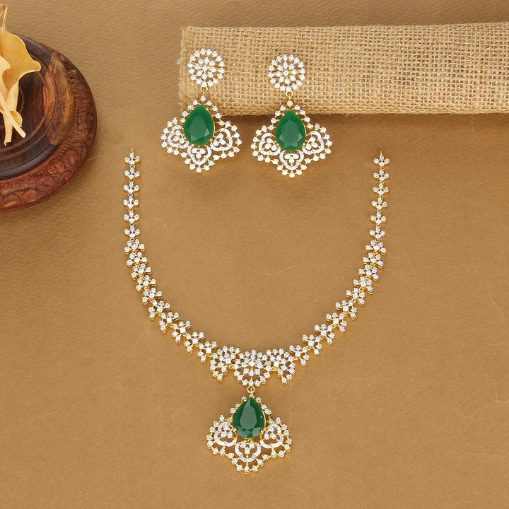 Grand Luxe Short Necklace Set