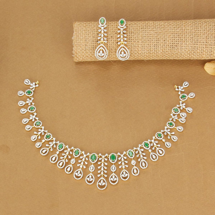 Tanuja Short Necklace Set