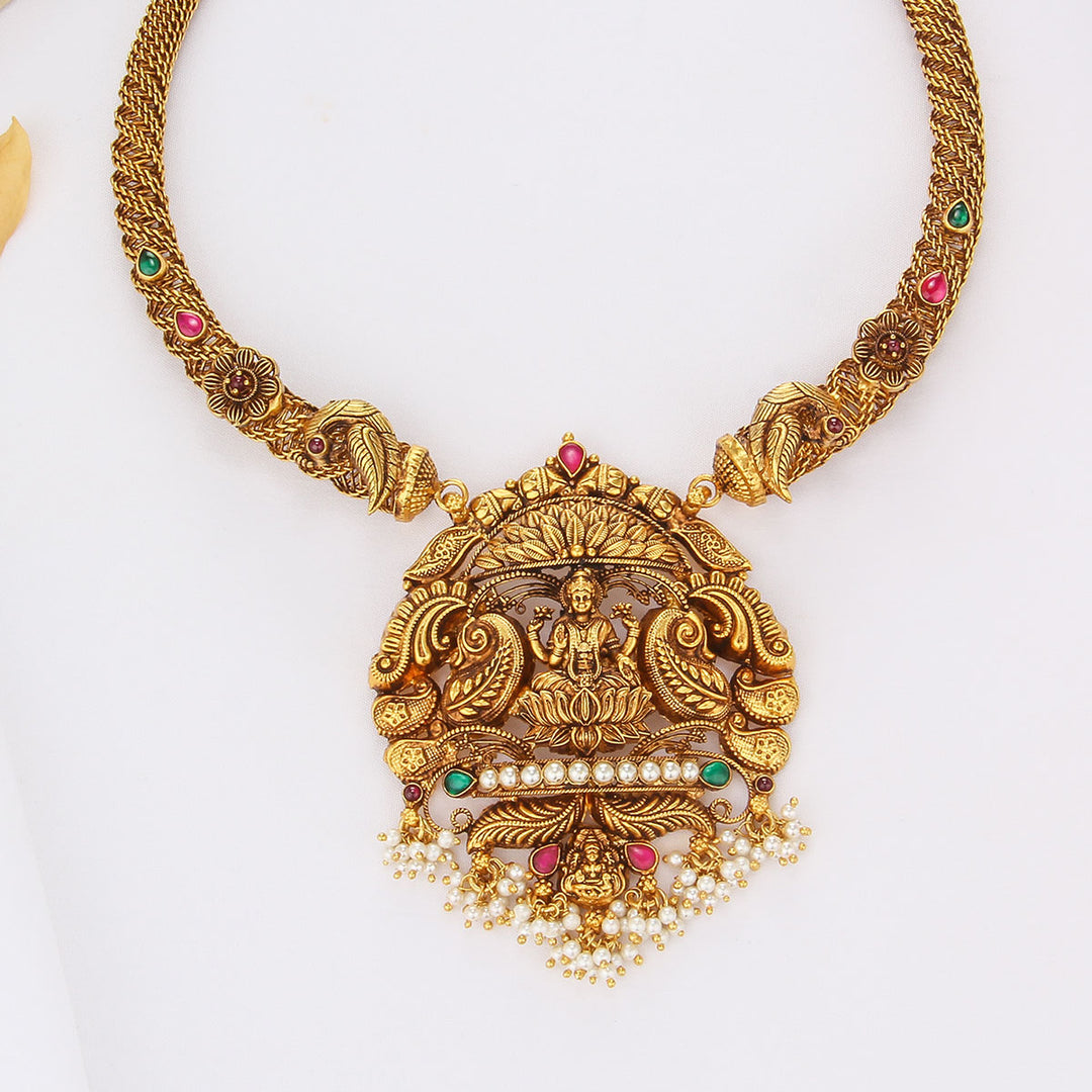 Trivya Nagas Short Necklace