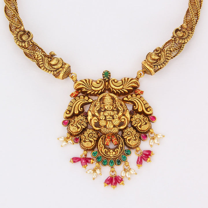 Tanvi Nagas Short Necklace