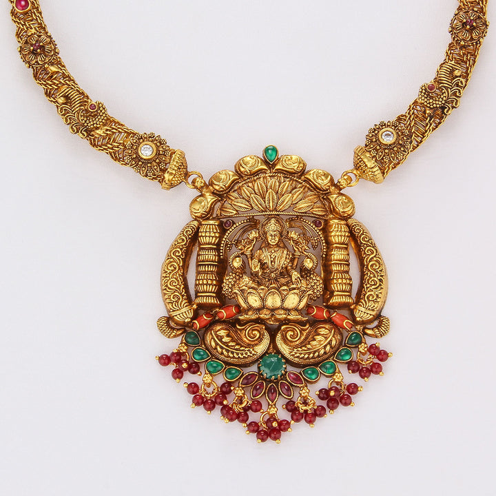 Dazzling Nagas Short Necklace