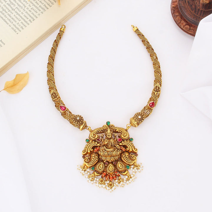 Liyanka Nagas Short Necklace