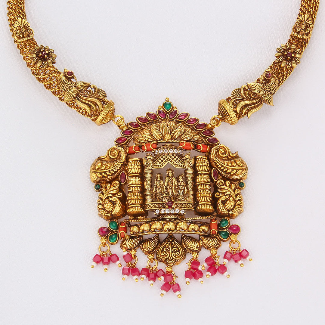 Luneth Nagas Short Necklace