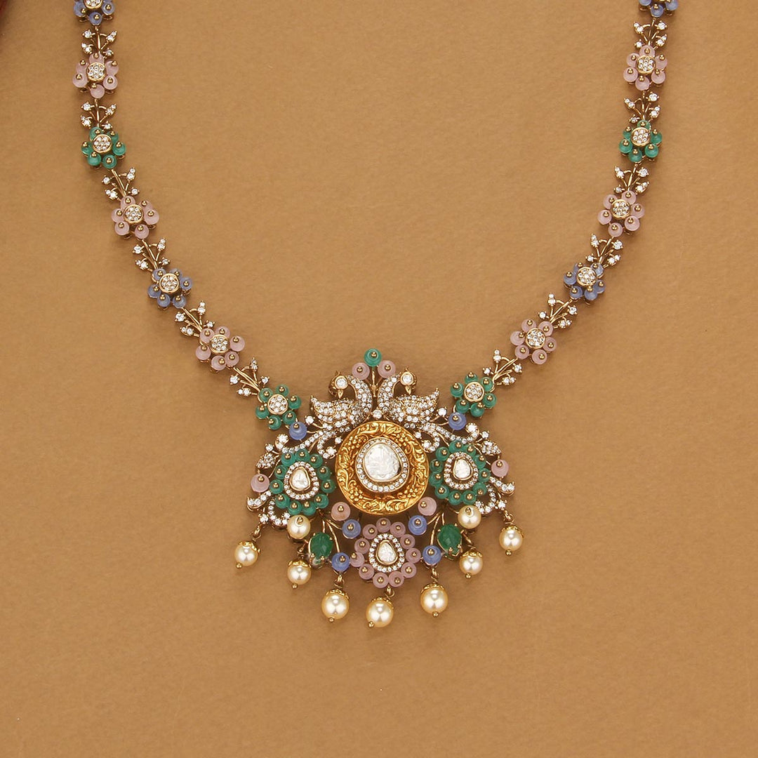 Splendid Avikam Short Necklace Set