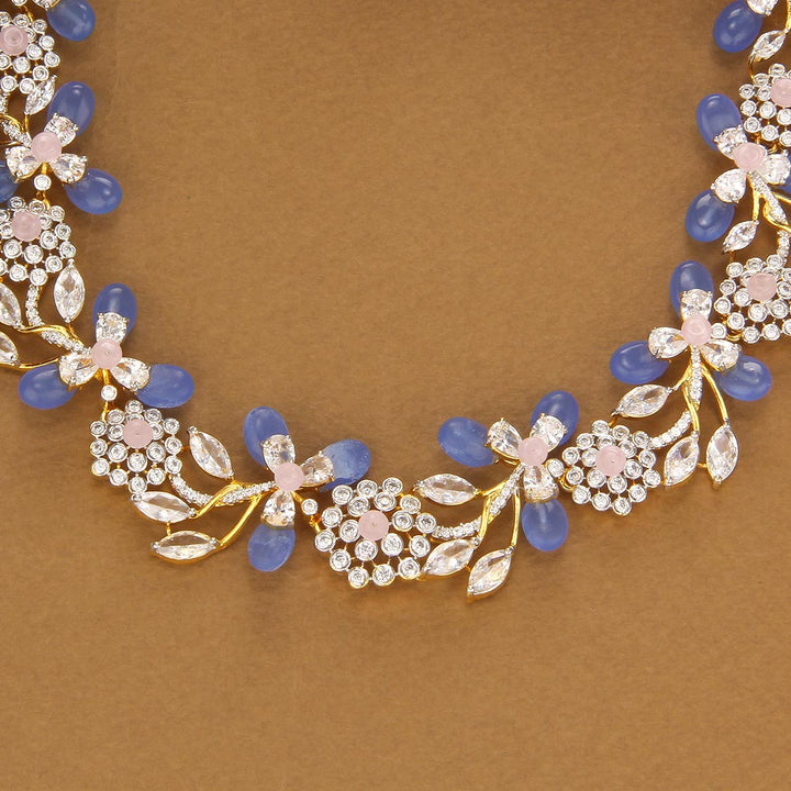 Attractive Avikam Short Necklace Set