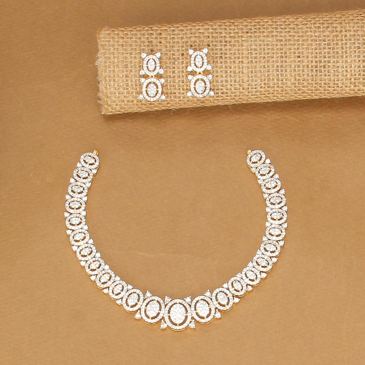 Beauty Spark Short Necklace Set