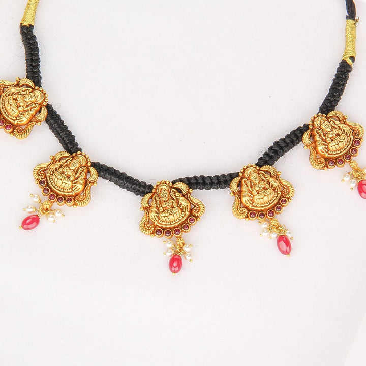 Shakshi Rope Necklace
