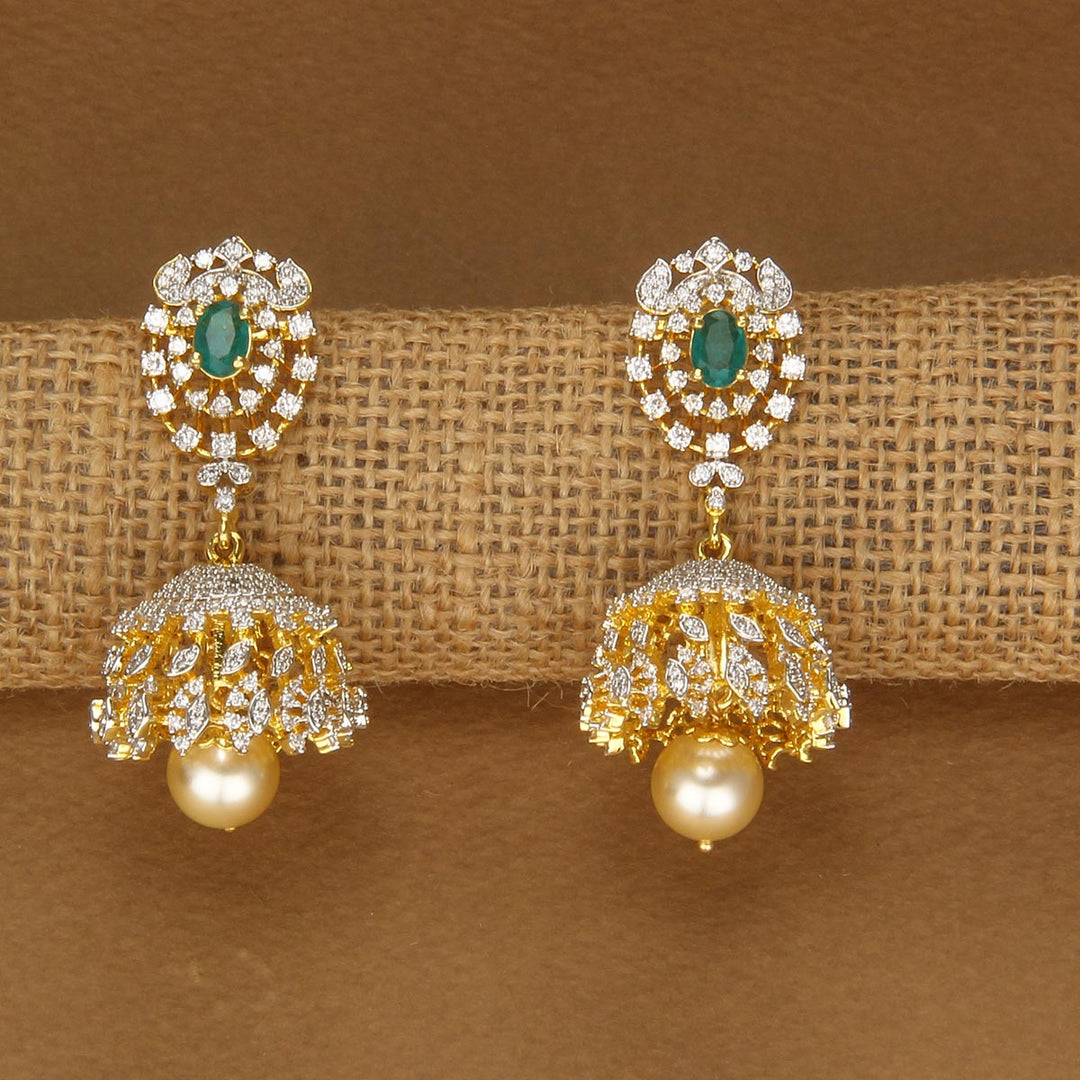 Dazzle Delight Avikam Short Necklace Set