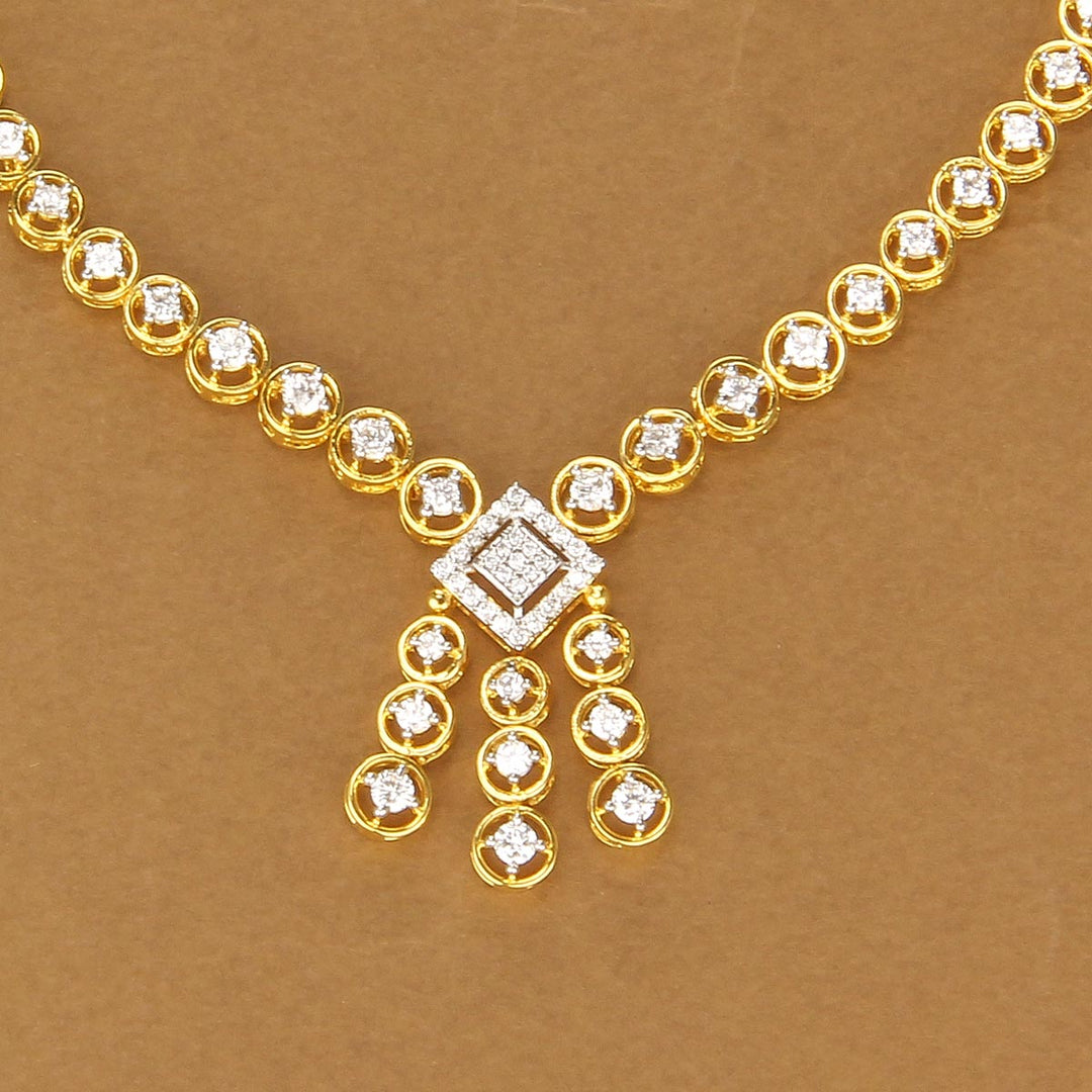 Yarika Diamond Design Short Necklace