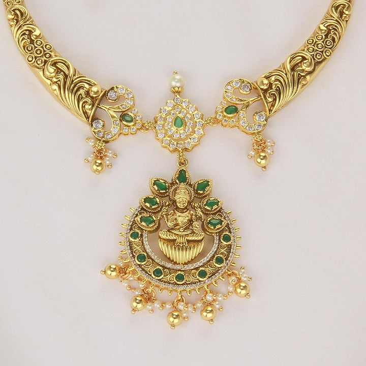 Traditional Nagas Short Necklace Set
