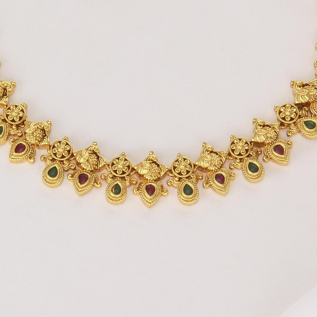 Haridhya Short Necklace Set