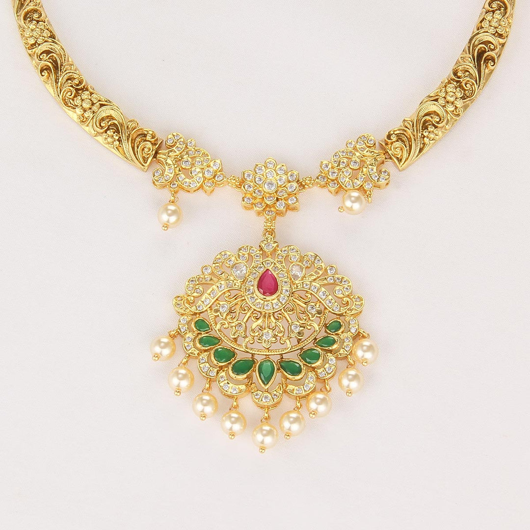 Sparkling Short Necklace Set