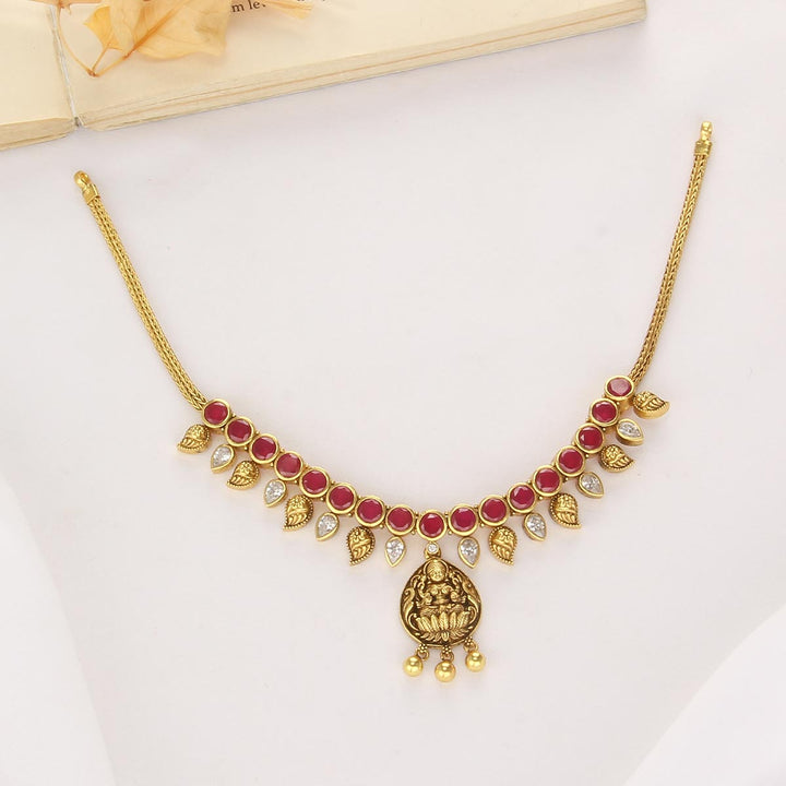 Divine Stone Short Necklace