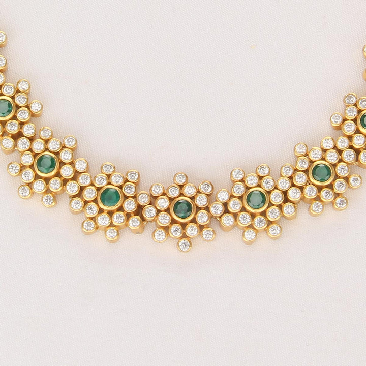 Gorgeous Look Stone Short Necklace