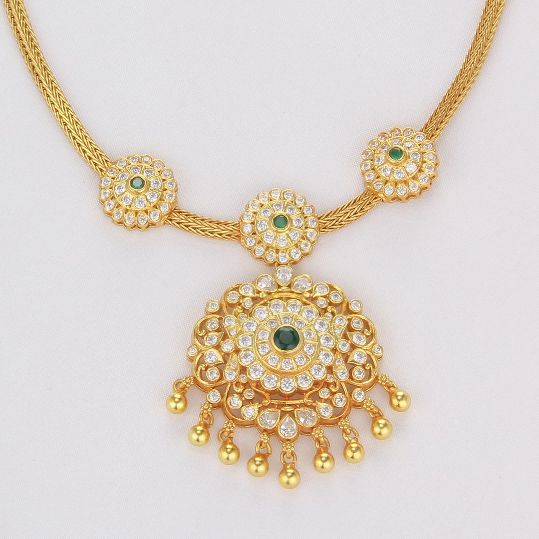 Lihana Short Necklace